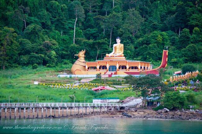 Beautiful temple near Myanmar
